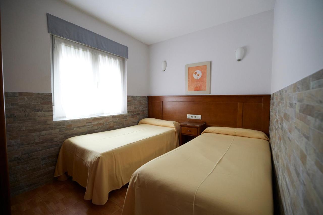Pension Serafin Avilés Exteriér fotografie