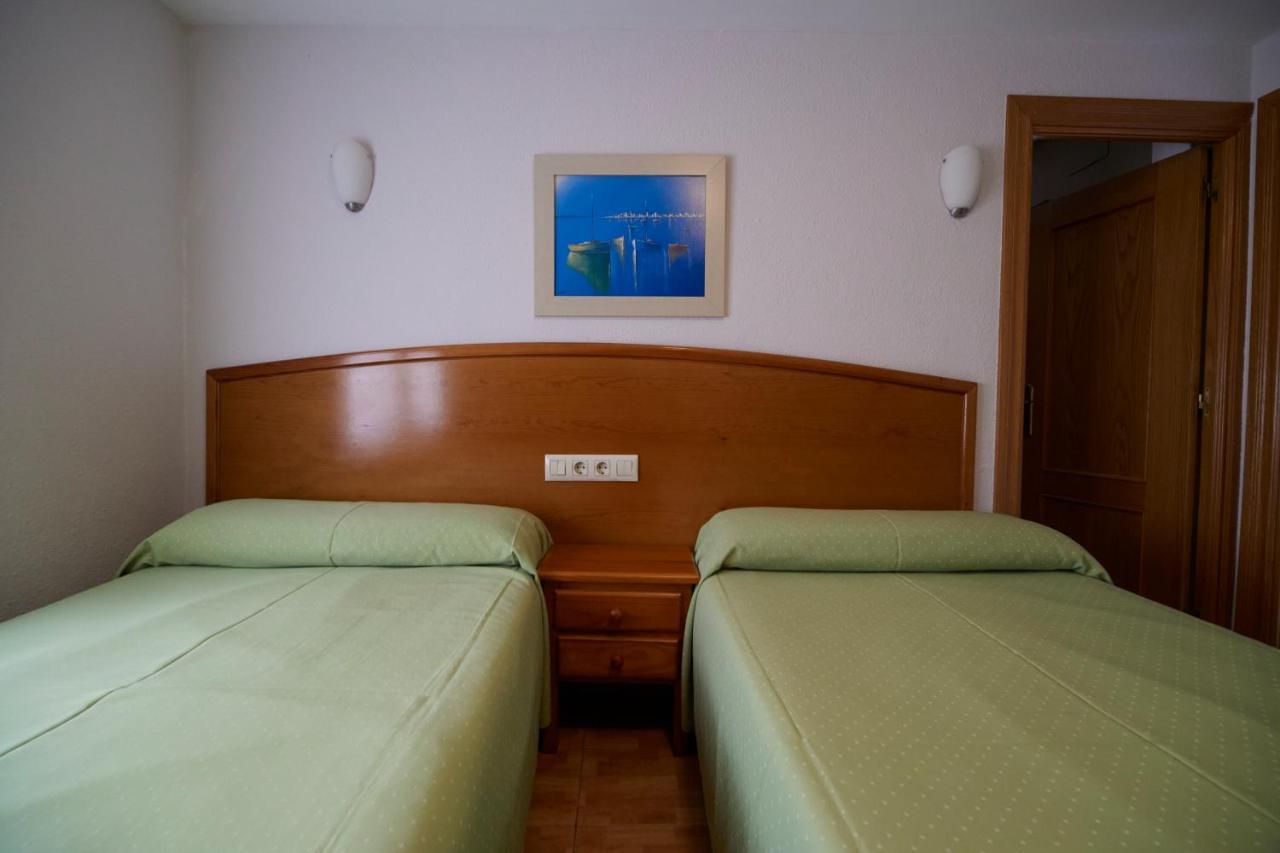 Pension Serafin Avilés Exteriér fotografie